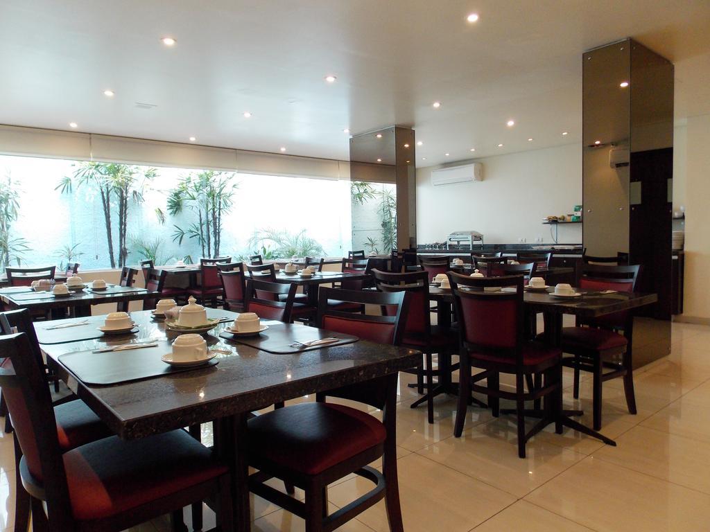 Duomo Park Hotel Kurytyba Zewnętrze zdjęcie