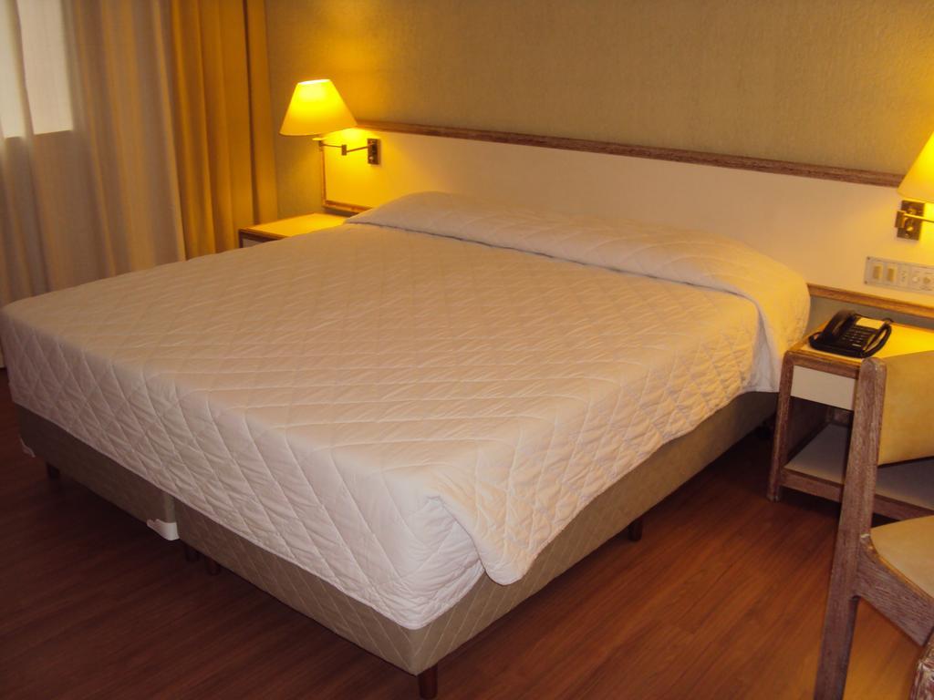 Duomo Park Hotel Kurytyba Zewnętrze zdjęcie