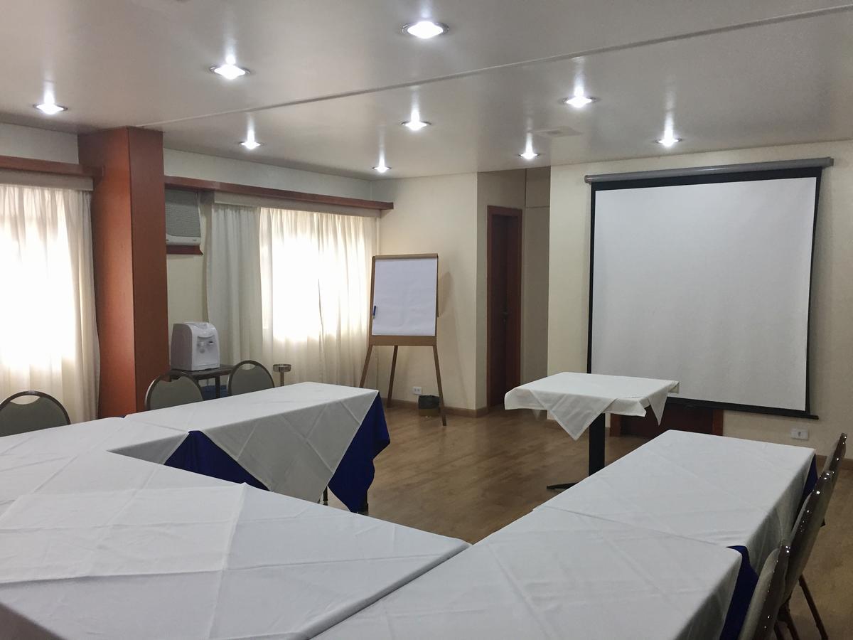 Duomo Park Hotel Kurytyba Zewnętrze zdjęcie